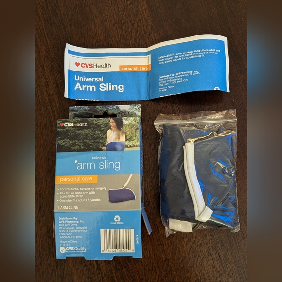 CVS Adjustable Arm Sling - Picture 4 of 4